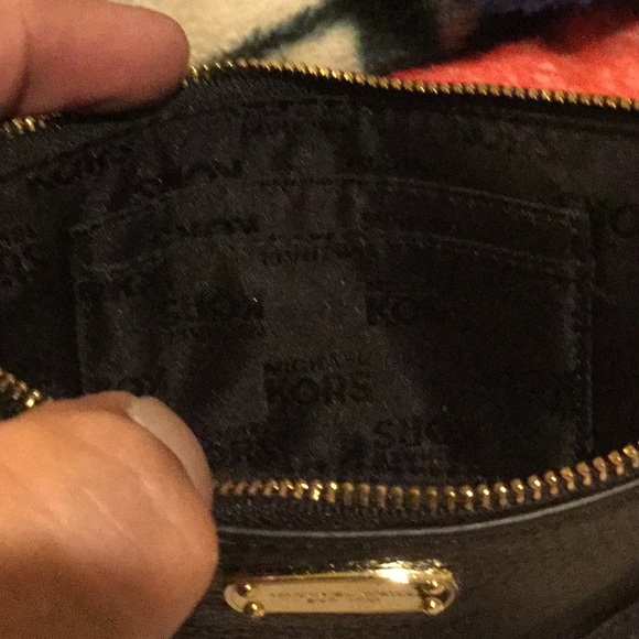 Michael Kors clutch - Picture 4 of 7